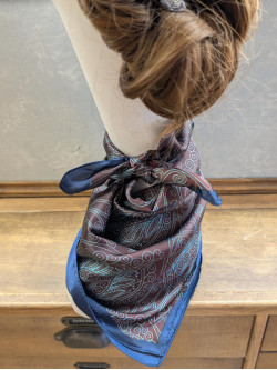 FL marron/bleu fleuri...